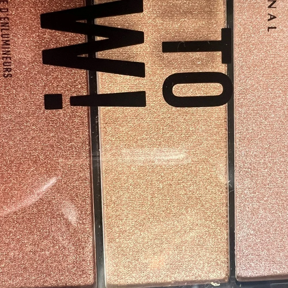 NYX Born to Glow Highlighting Palette 6 Shimmery Pearl Shades